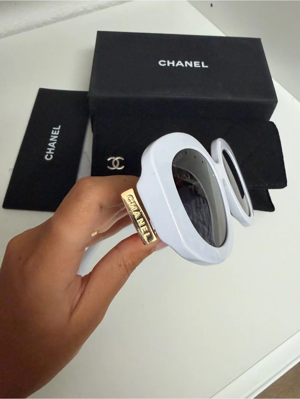 Authentic CHANEL White Round Sunglasses with Gold Chain Detail